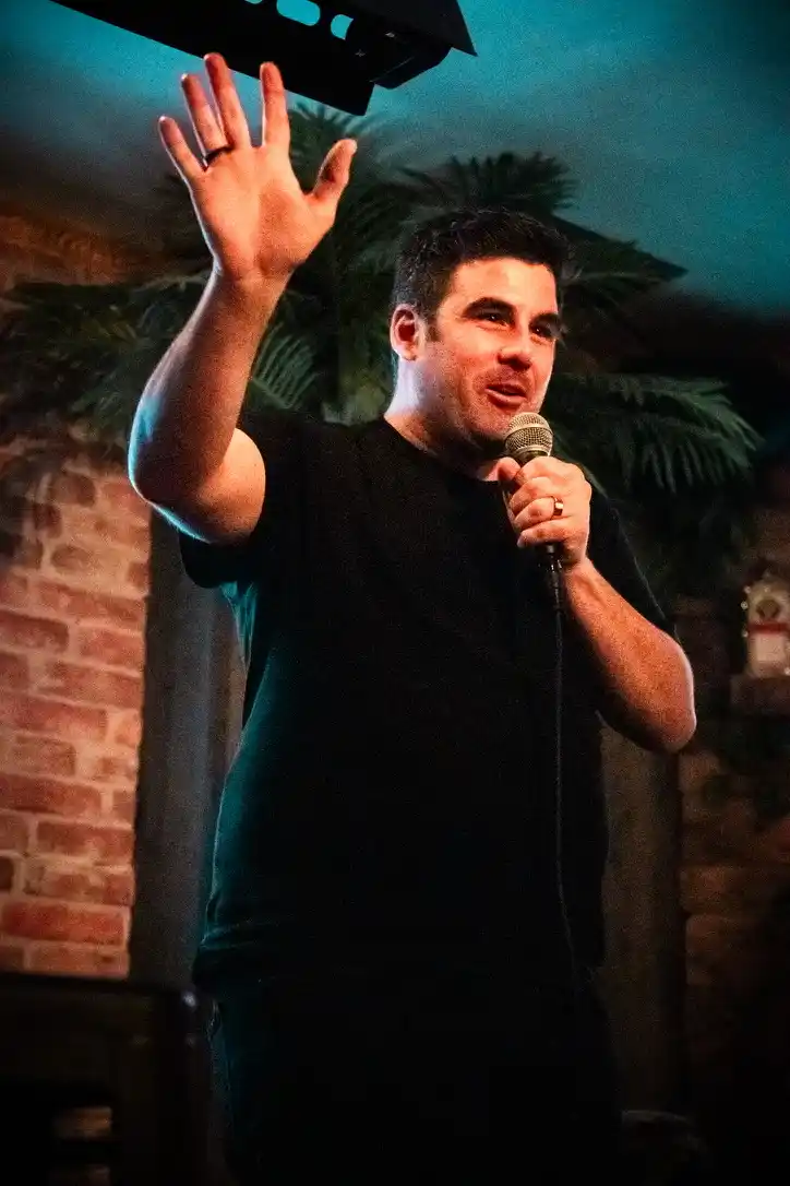 David Hermoso actuando